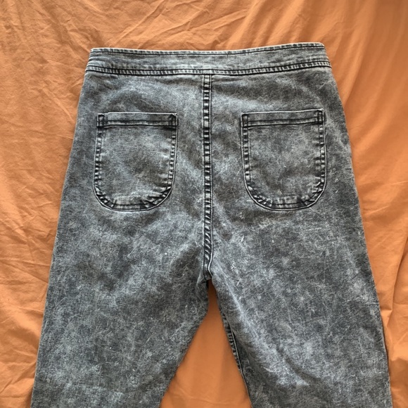 American Apparel Acid Wash Jeans - Picture 2 of 2